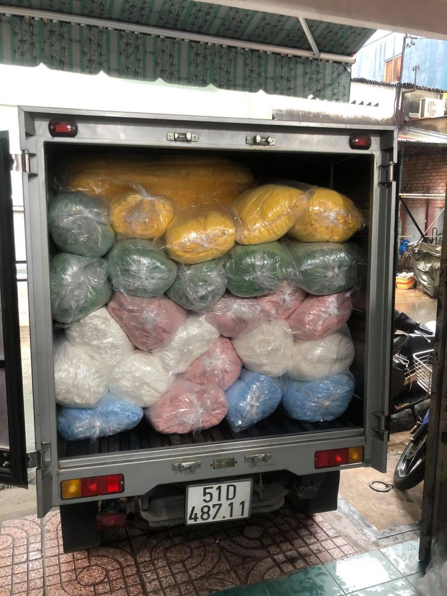 đội ngũ giao hàng phú sang