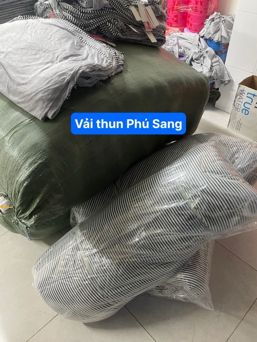 Vải thun Poly sọc 4 chiều